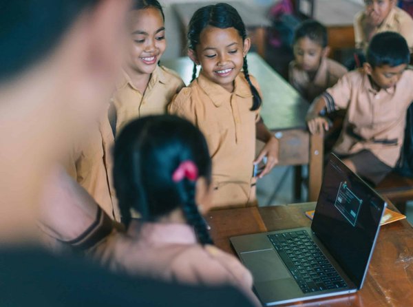 Quels secrets pour entretenir des vêtements en soie délicats?